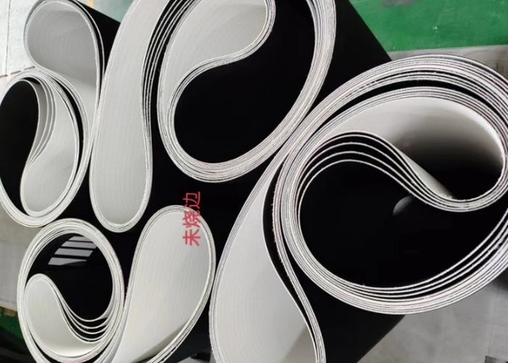 Modèle commercial anti-dérapant de pneu de ceinture de tapis roulant pour des clubs de gymnase